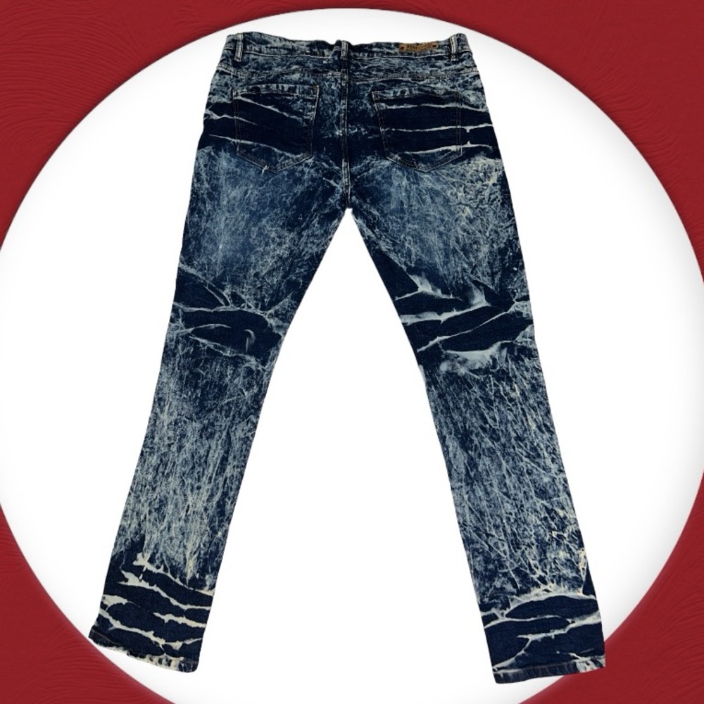 Evolution Flashy Bleach Designed Lace Skull Appli… - image 2